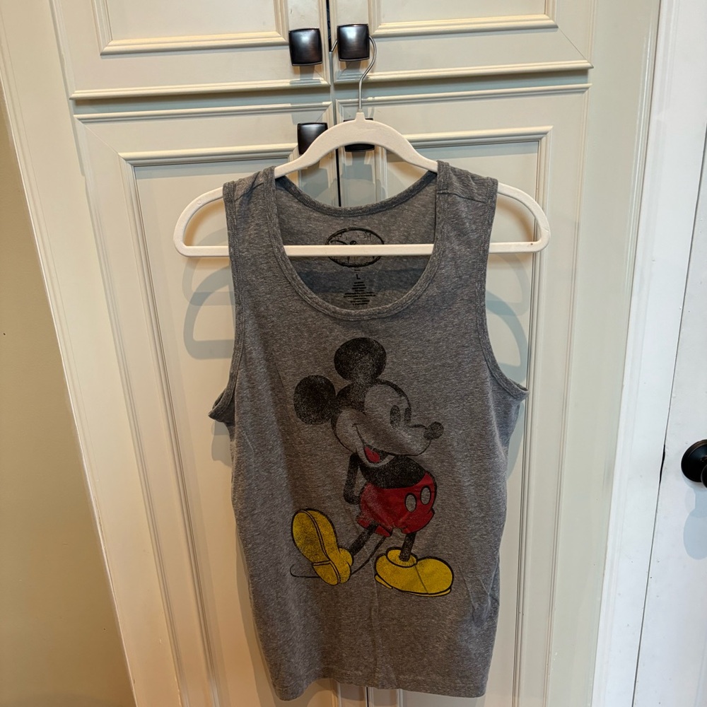 Disney tank w/ Mickey Mouse.Previously loved, size Large. Smoke free home